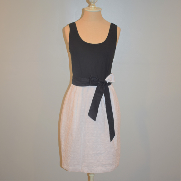 Dkny Dresses & Skirts - Dkny Black & White Sleeveless Eyelet Dress